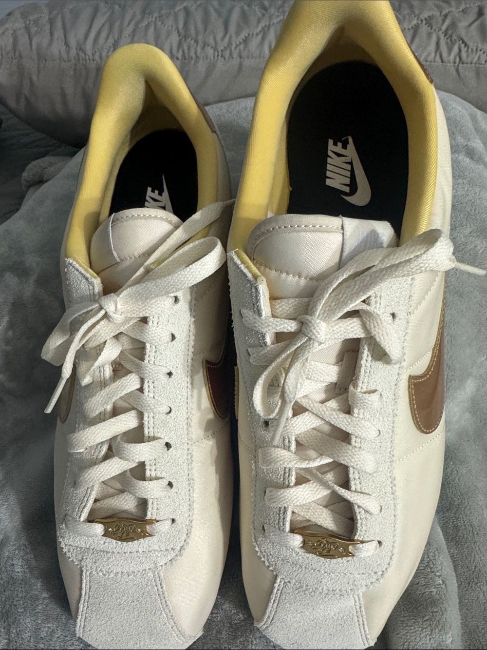 Nike Cream, Brown & Yellow Low-Top Sneaker